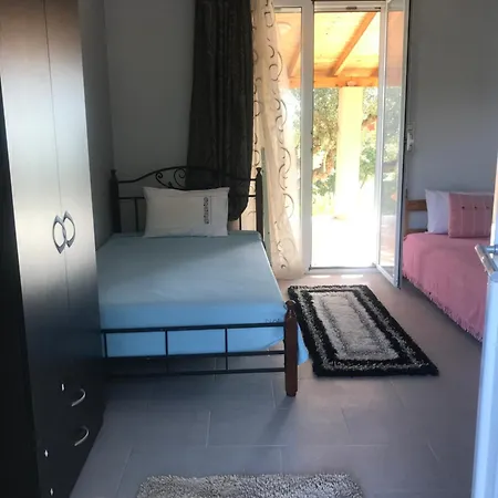 Mountain House Near Pyrgos Ilias Feriehus