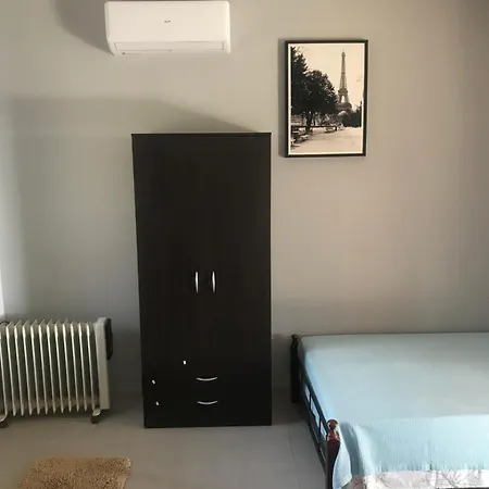 Holiday home Mountain House Near Pyrgos Ilias *