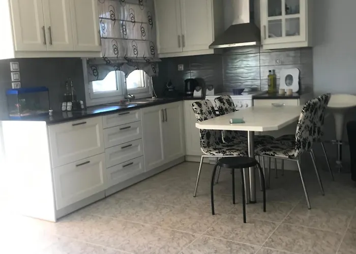 Mountain House Near Pyrgos Ilias 펜션 *