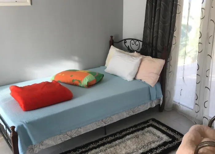 Mountain House Near Pyrgos Ilias * Lambetion