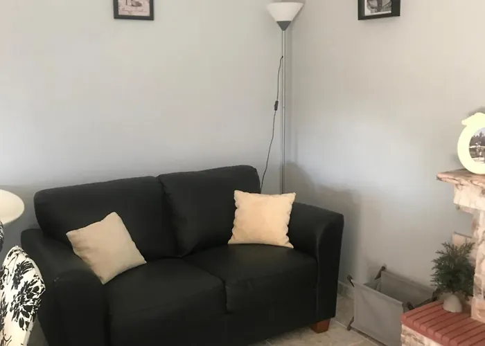 Mountain House Near Pyrgos Ilias Casa de Férias *