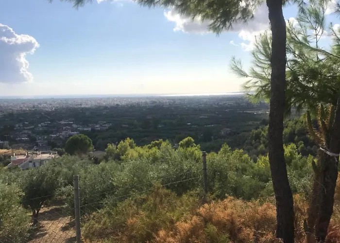 펜션 Mountain House Near Pyrgos Ilias *